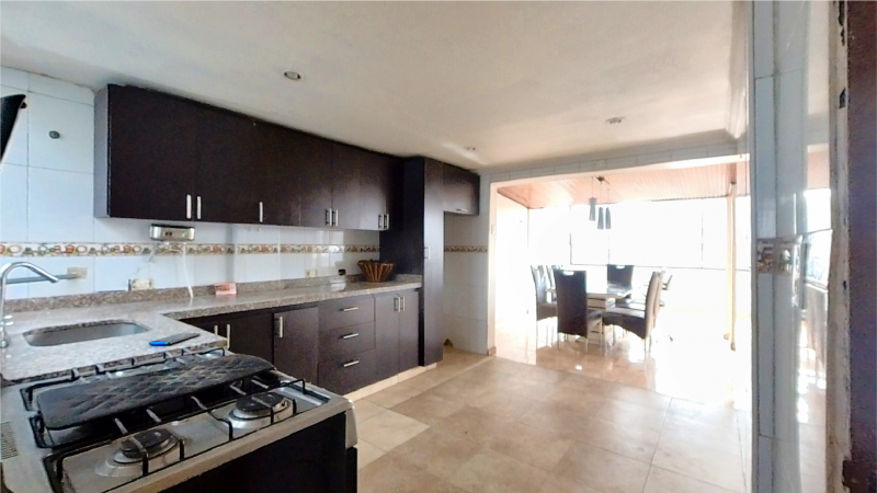 Apartamento de 3 alcobas en venta en La Soledad, Bogotá, 123 m² · foto 2 de 12