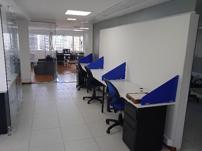 Oficina en venta en La Soledad, Bogotá, 241 m² · foto 11 de 21