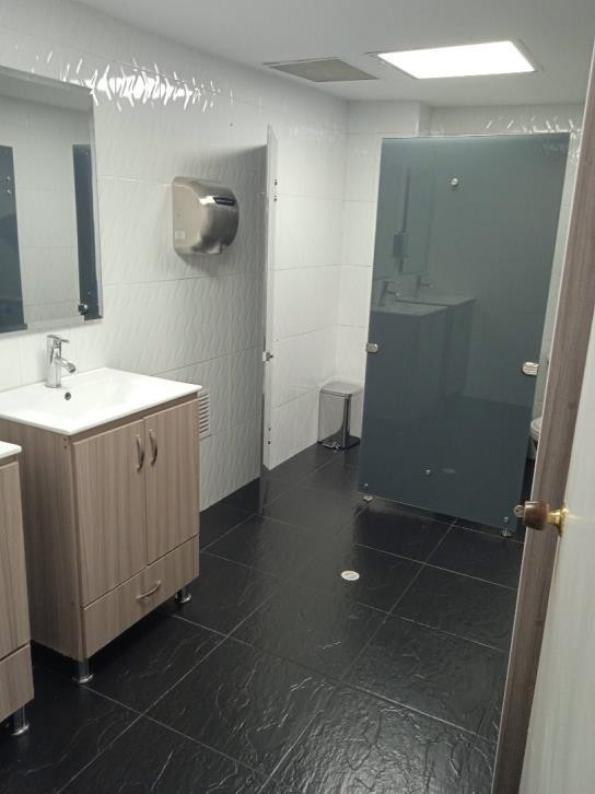 Oficina en venta en La Soledad, Bogotá, 241 m² · foto 15 de 21