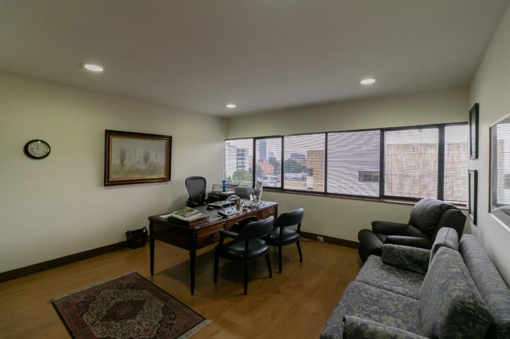 Oficina en venta en Chapinero Norte, Bogotá, 185 m² · foto 10 de 12