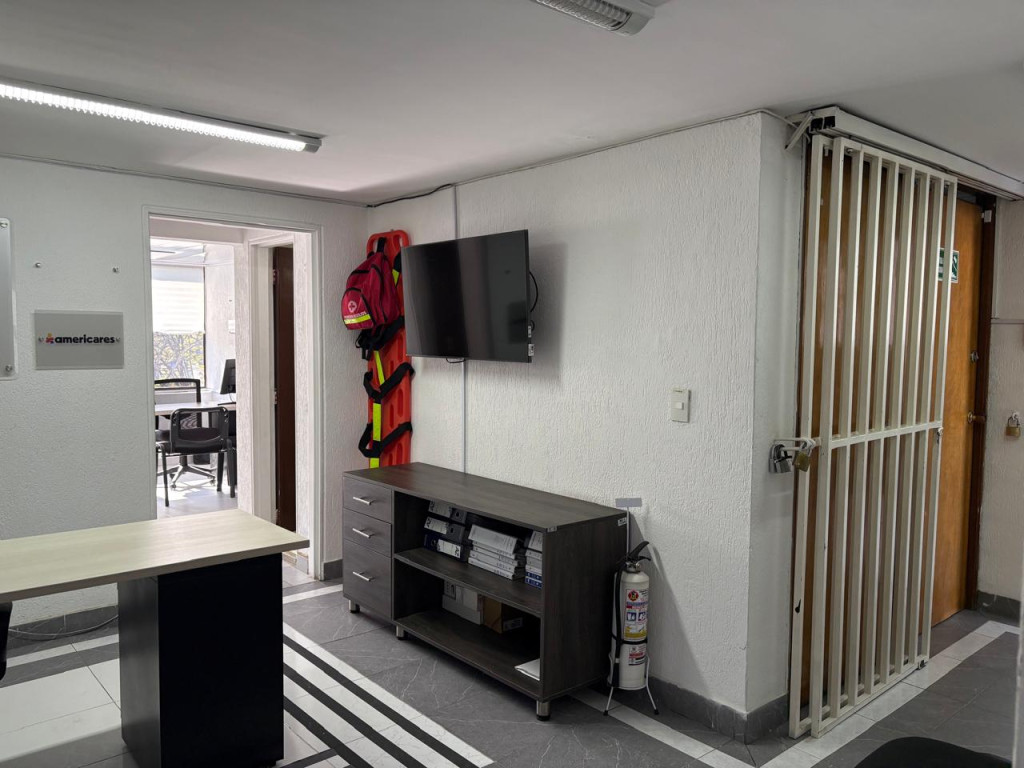 Oficina en arriendo en El Retiro, Bogotá, 217 m² · foto 4 de 23