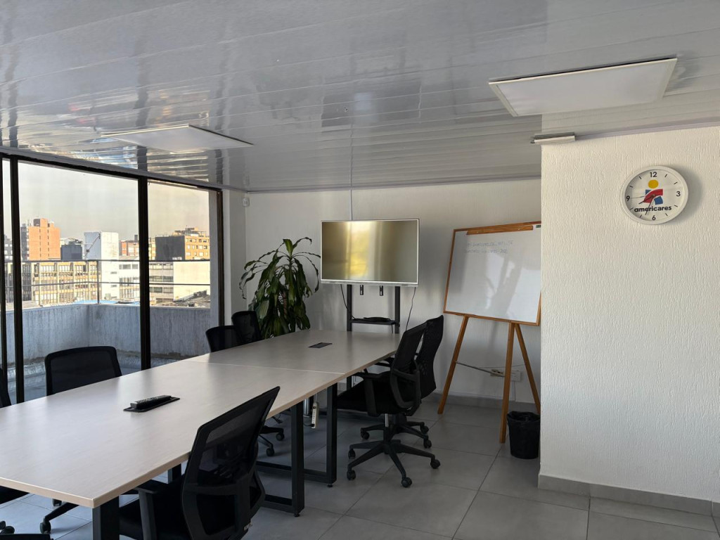 Oficina en arriendo en El Retiro, Bogotá, 217 m² · foto 5 de 23