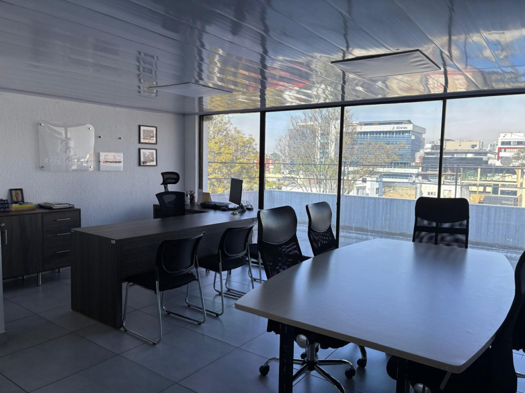 Oficina en arriendo en El Retiro, Bogotá, 217 m² · foto 6 de 23