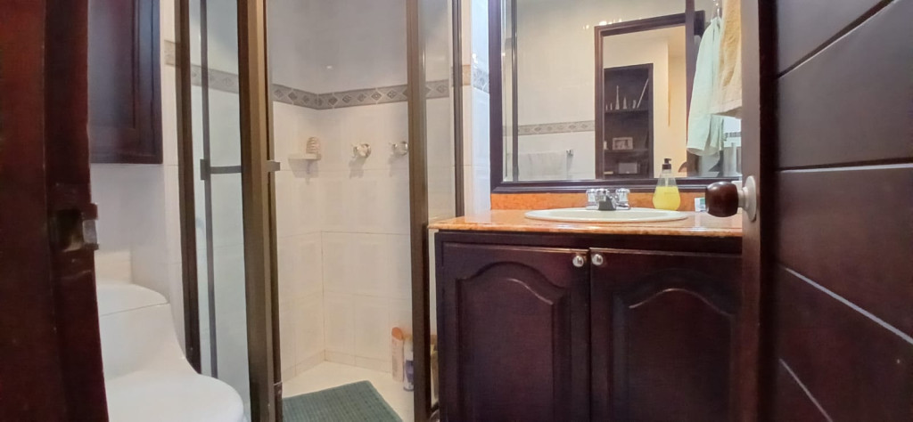 Apartamento en venta en La Carolina, Bogotá · foto 15 de 24