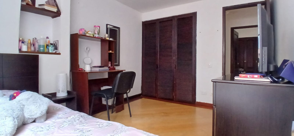 Apartamento en venta en La Carolina, Bogotá · foto 19 de 24