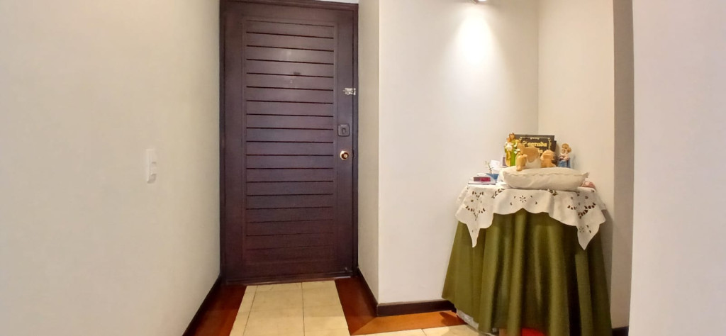 Apartamento en venta en La Carolina, Bogotá · foto 5 de 24
