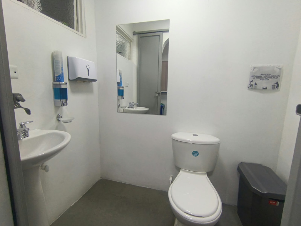 Oficina en venta en Morato, Bogotá, 200 m² · foto 13 de 24