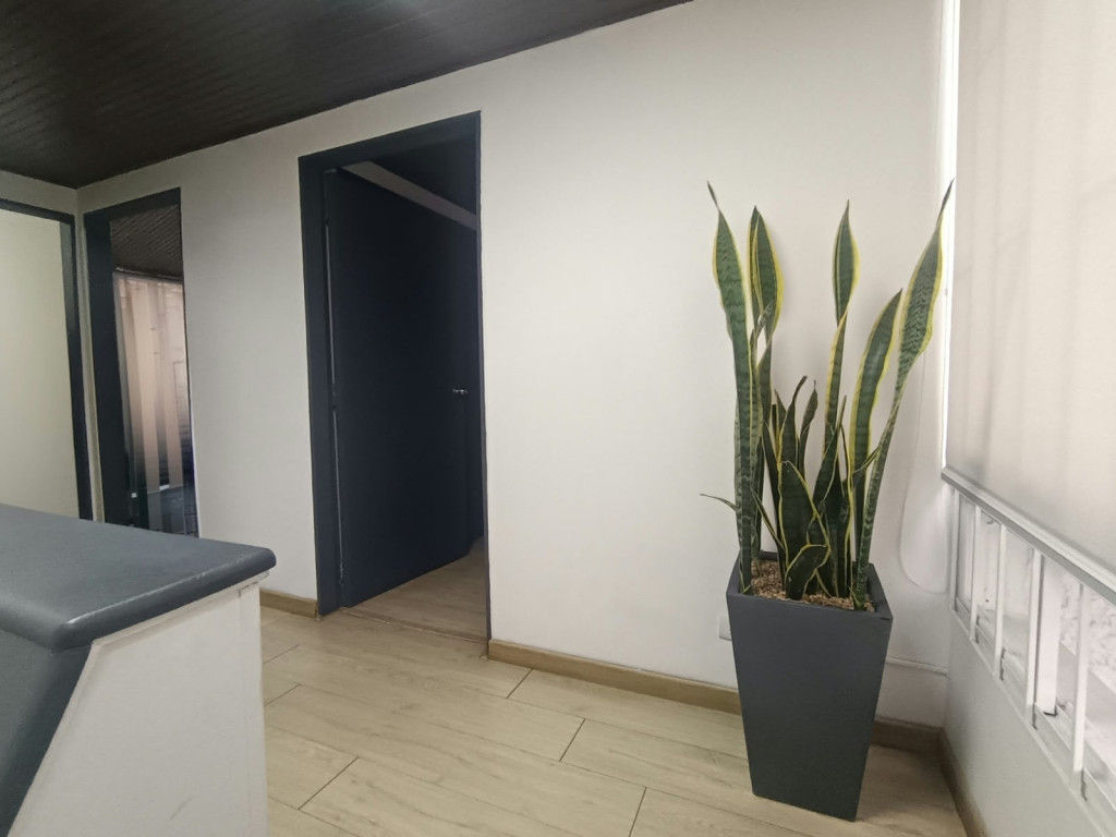 Oficina en venta en Morato, Bogotá, 200 m² · foto 16 de 24