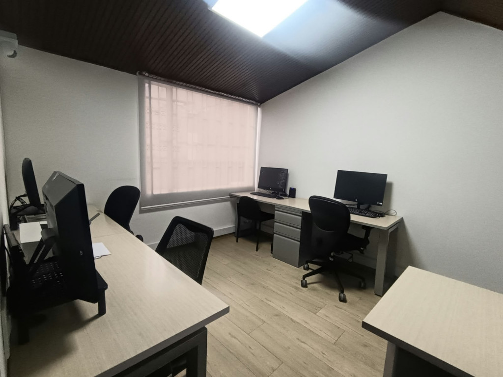 Oficina en venta en Morato, Bogotá, 200 m² · foto 19 de 24