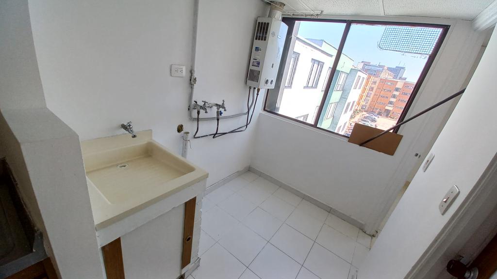 Apartamento en venta en Usatama, Bogotá · foto 15 de 24