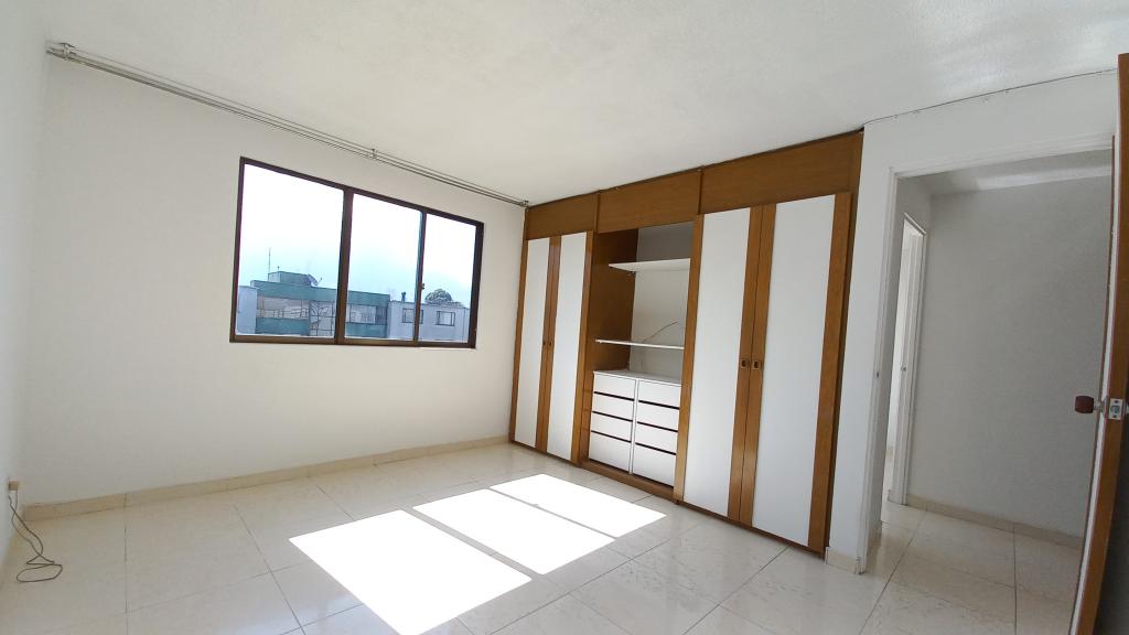 Apartamento en venta en Usatama, Bogotá · foto 9 de 24