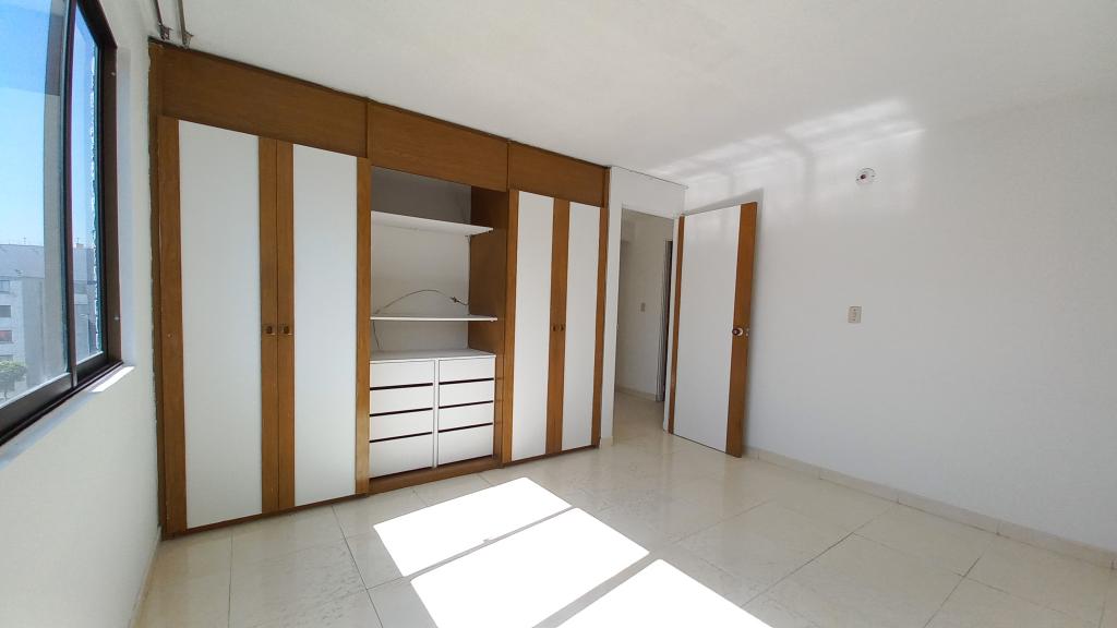 Apartamento en venta en Usatama, Bogotá · foto 10 de 24
