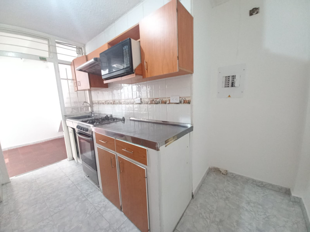 Casa de 5 alcobas en venta en Niza Norte, Bogotá, 179 m² · foto 11 de 21
