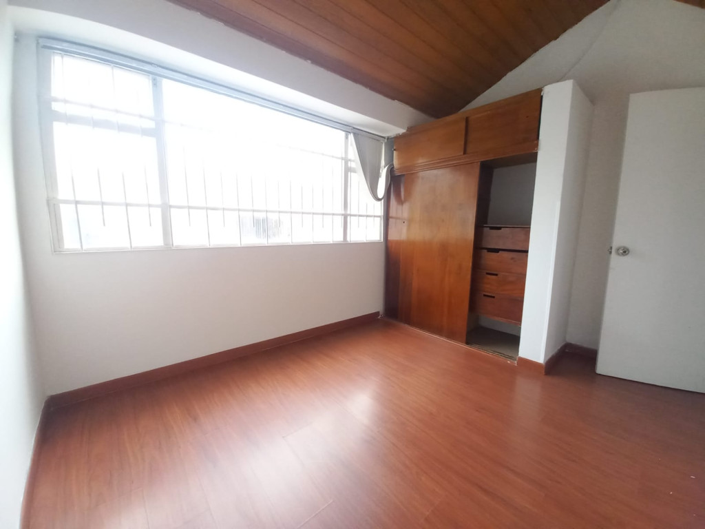 Casa de 5 alcobas en venta en Niza Norte, Bogotá, 179 m² · foto 13 de 21