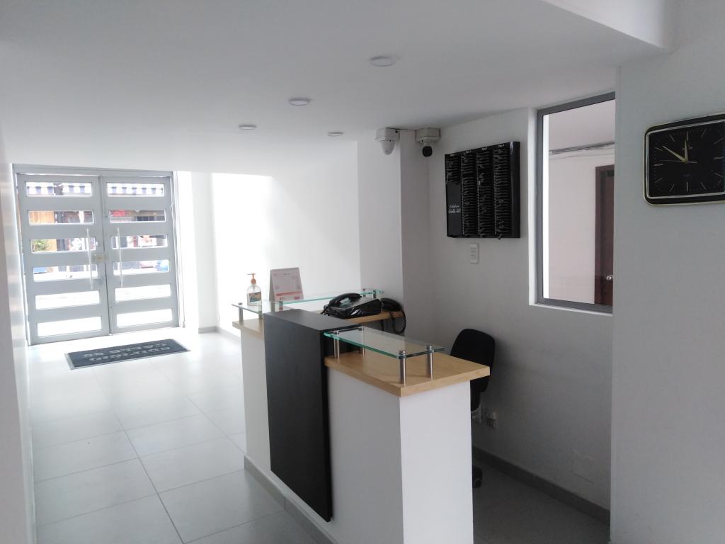 Oficina en arriendo en Chapinero, Bogotá, 54 m² · foto 3 de 16
