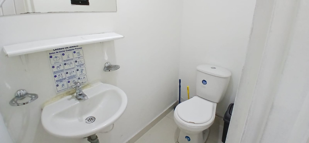 Local en arriendo en Chapinero Central, Bogotá, 81 m² · foto 6 de 13