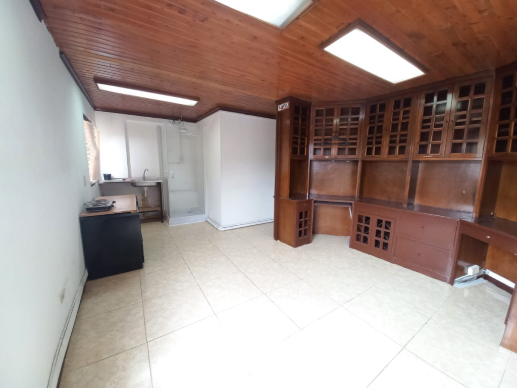 Oficina en arriendo en La Porciuncula, Bogotá, 30 m² · foto 10 de 14