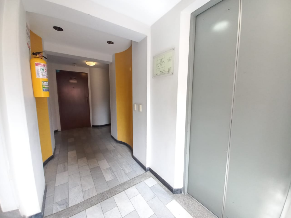 Oficina en arriendo en La Porciuncula, Bogotá, 30 m² · foto 3 de 14