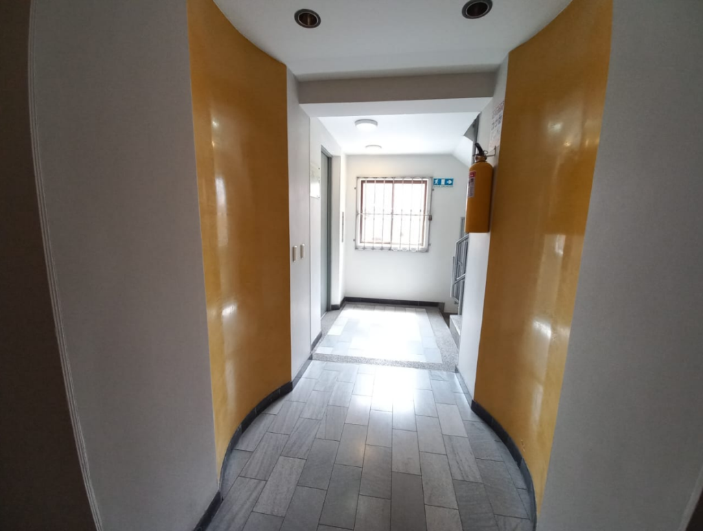 Oficina en arriendo en La Porciuncula, Bogotá, 30 m² · foto 5 de 14