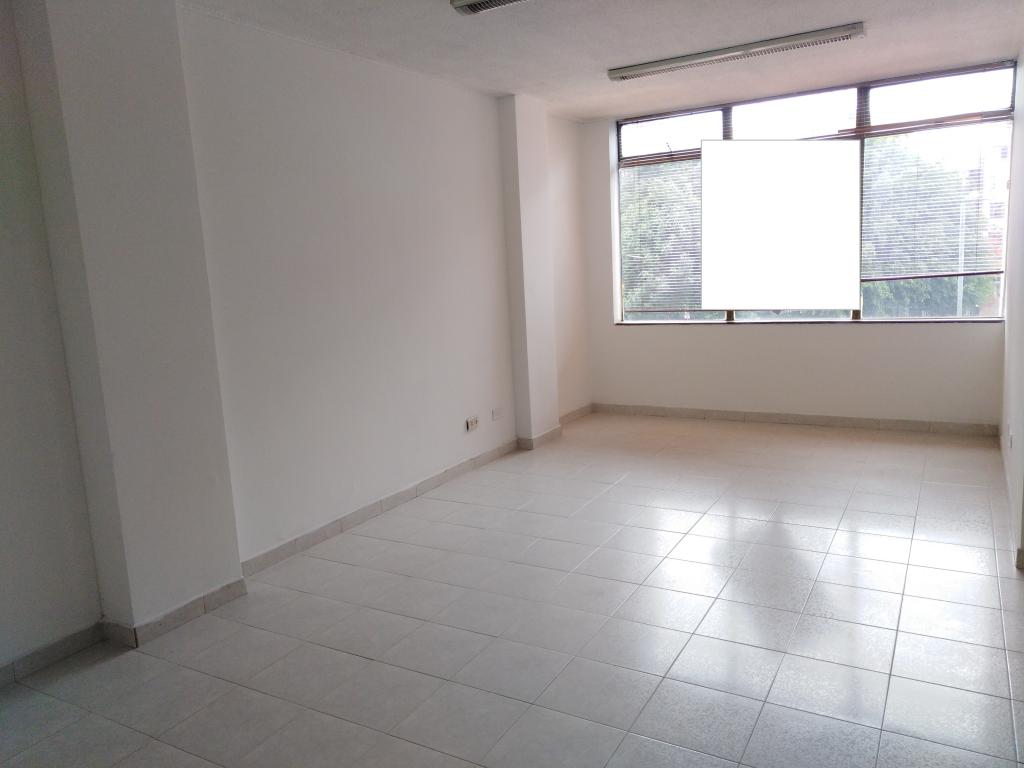 Oficina en venta en Chapinero Central, Bogotá, 38 m² · foto 7 de 17