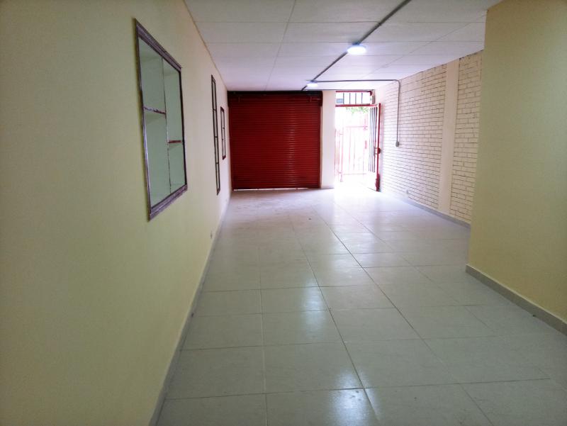 Local en arriendo en Chapinero Occidental, Bogotá, 32 m² · foto 10 de 14