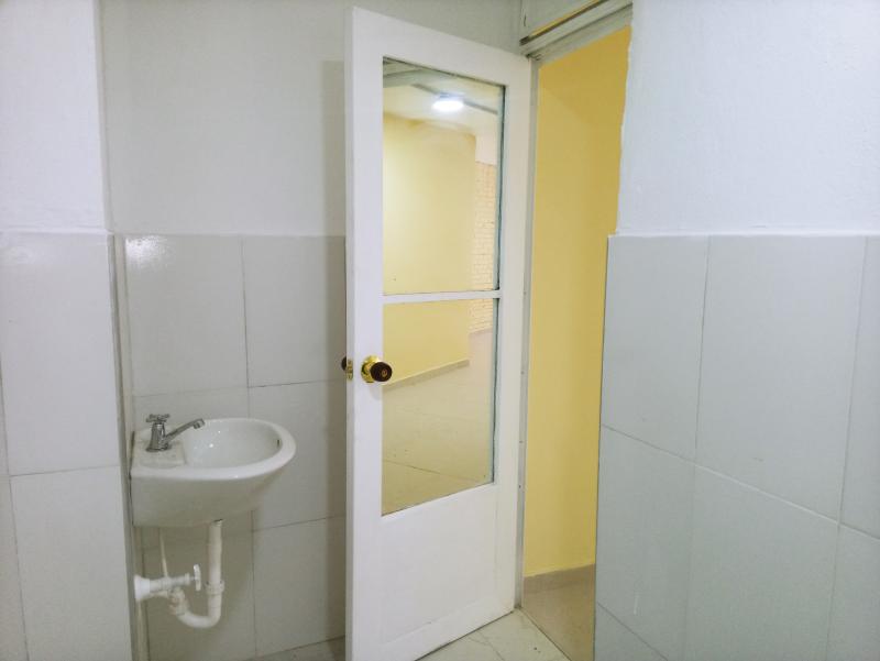 Local en arriendo en Chapinero Occidental, Bogotá, 32 m² · foto 8 de 14