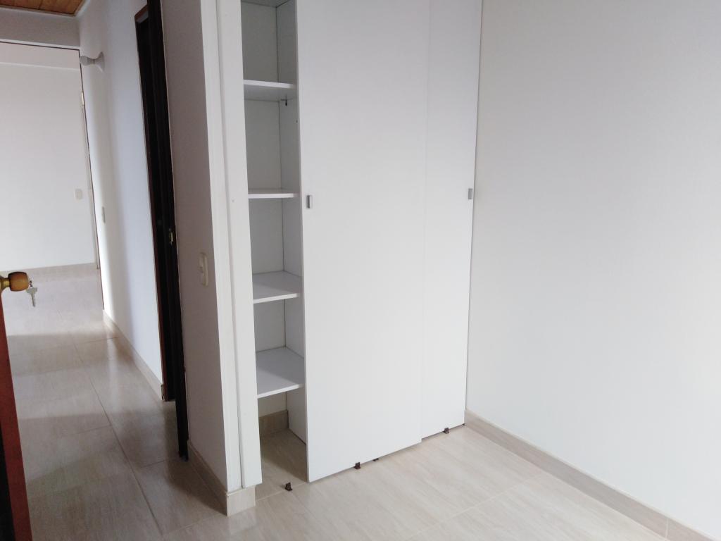 Apartamento de 3 alcobas en arriendo en Zarzamora, Bogotá, 48 m² · foto 23 de 24