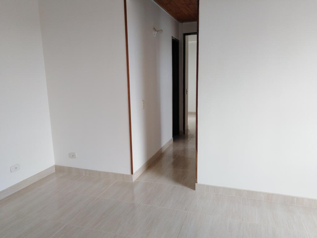 Apartamento de 3 alcobas en arriendo en Zarzamora, Bogotá, 48 m² · foto 12 de 24