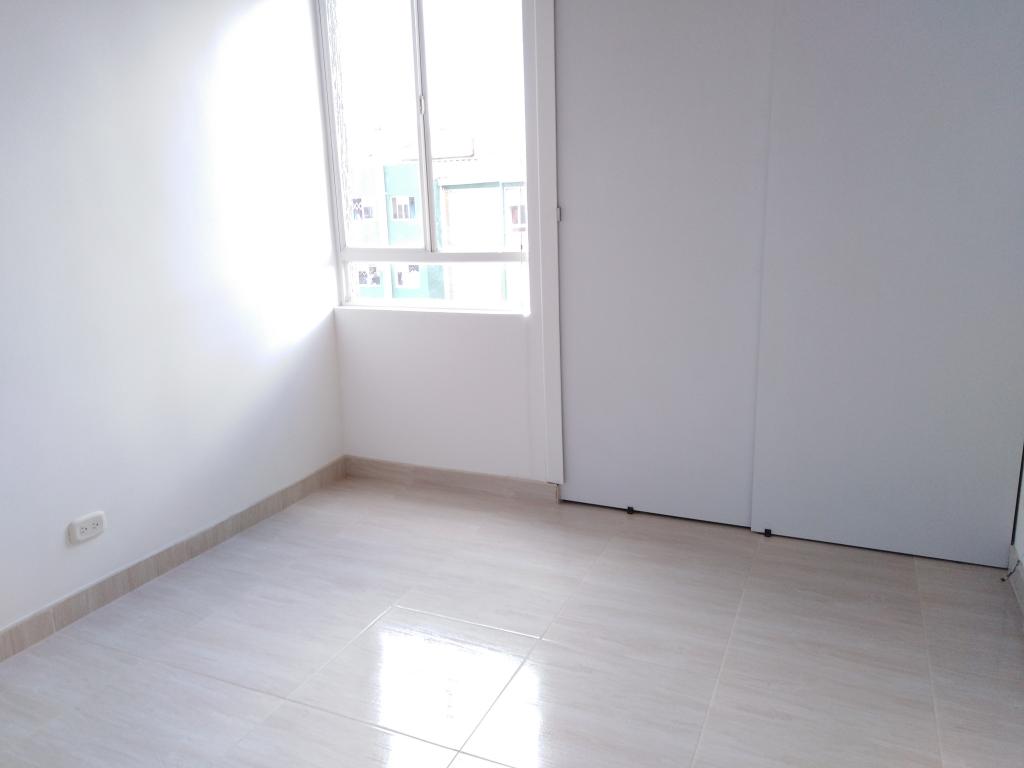 Apartamento de 3 alcobas en arriendo en Zarzamora, Bogotá, 48 m² · foto 19 de 24