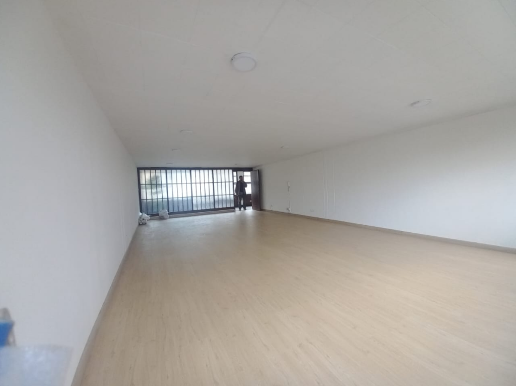 Oficina en venta en Chapinero Central, Bogotá, 51 m² · foto 3 de 8