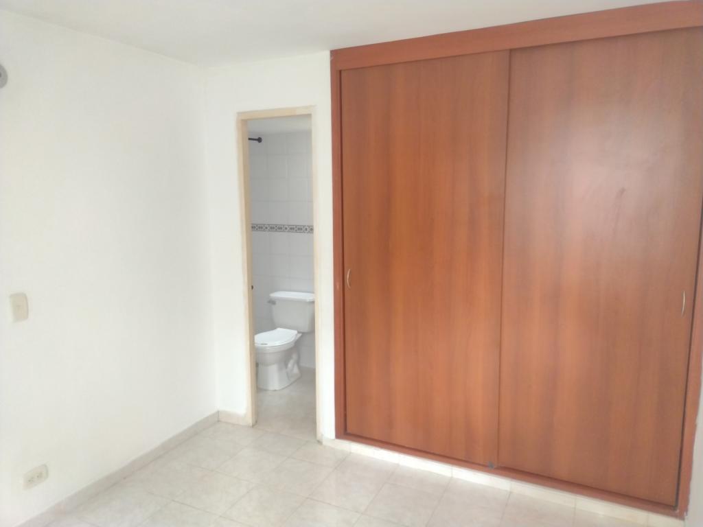 Apartamento En Venta - Aguacatal, Cali