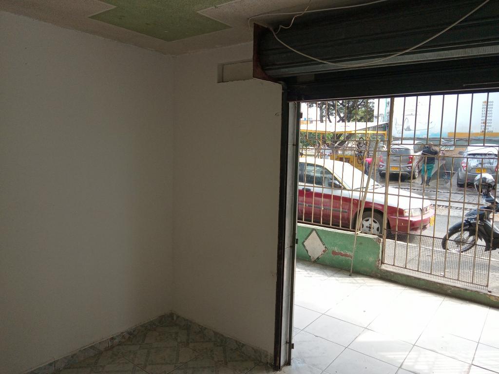 Local En Arriendo - Asturias, Cali