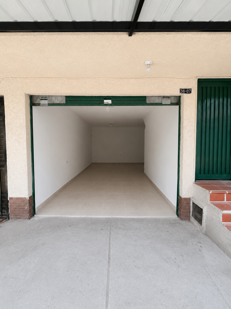 Local En Arriendo - El Diamante, Cali