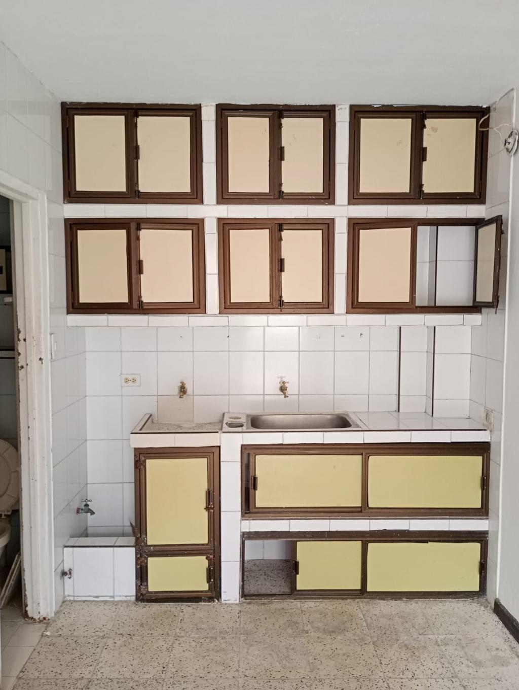 Apartaestudio En Arriendo - Cristóbal Colón, Cali