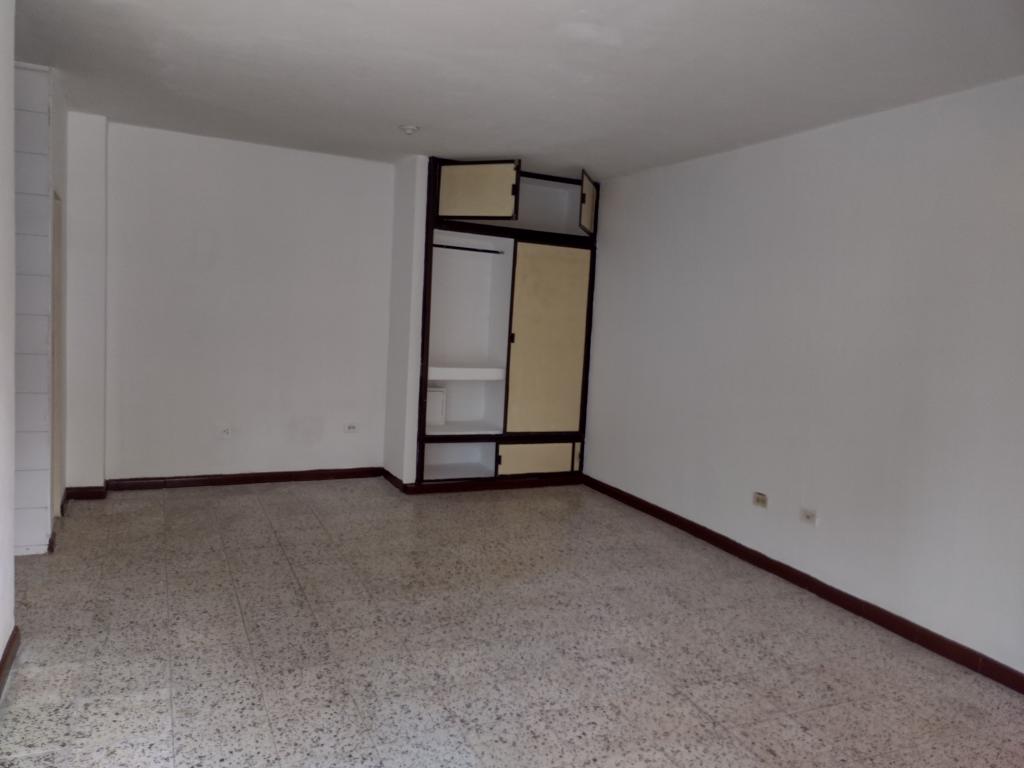 Apartaestudio En Arriendo - Cristóbal Colón, Cali