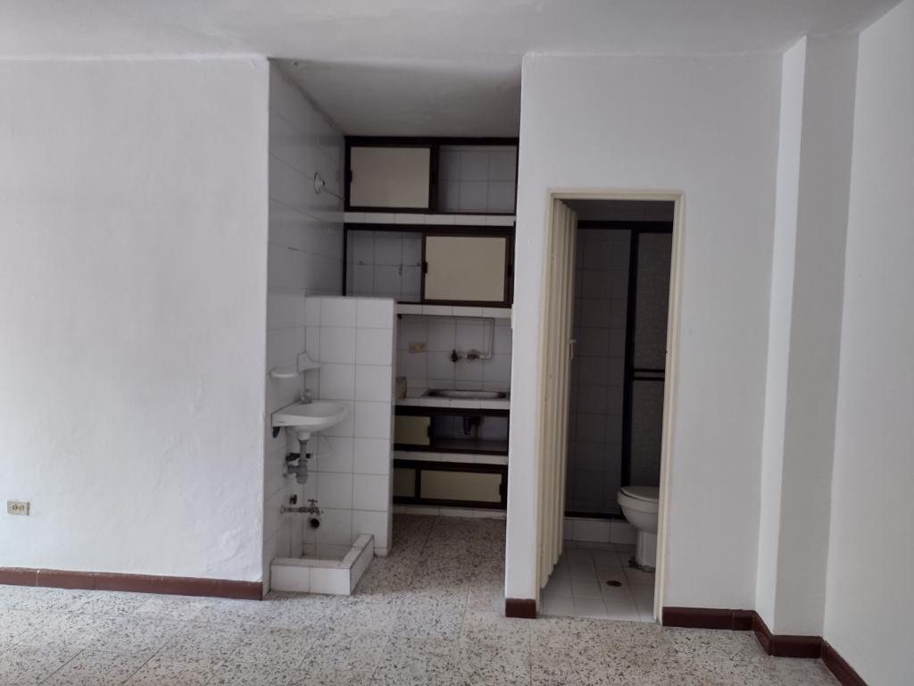 Apartaestudio En Arriendo - Cristóbal Colón, Cali