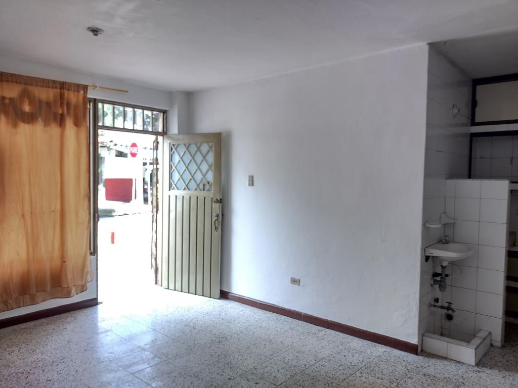 Apartaestudio En Arriendo - Cristóbal Colón, Cali