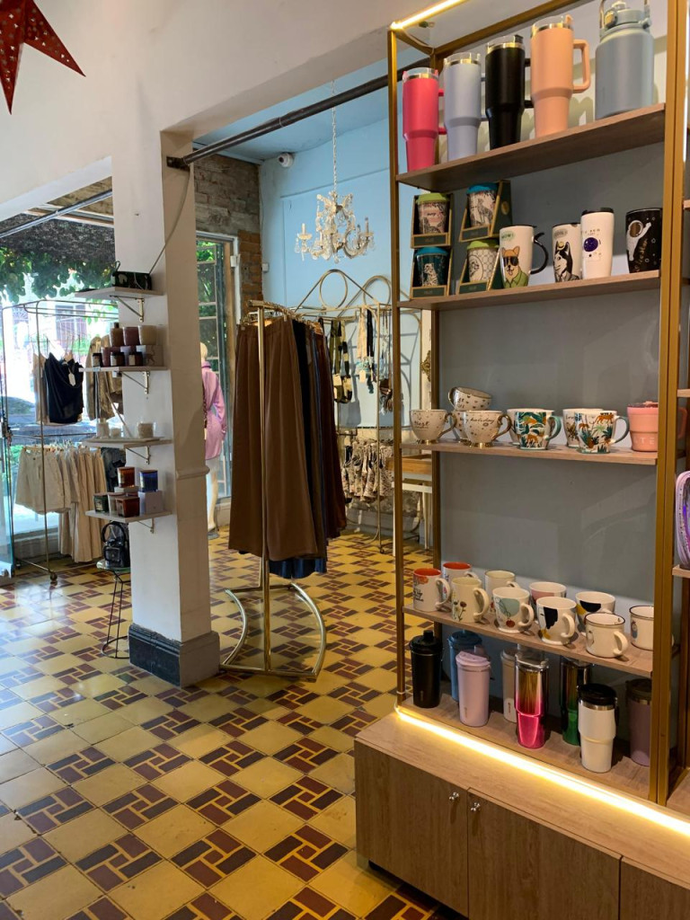 Local En Arriendo - Granada, Cali