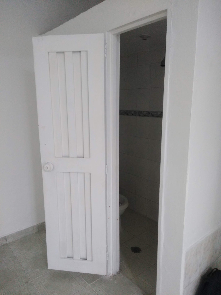 Local En Arriendo - Villa Colombia, Cali