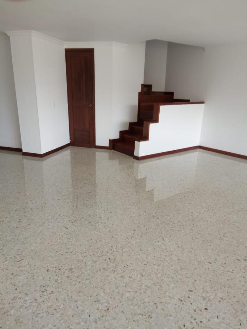 Apartamento En Venta - Bellavista, Cali