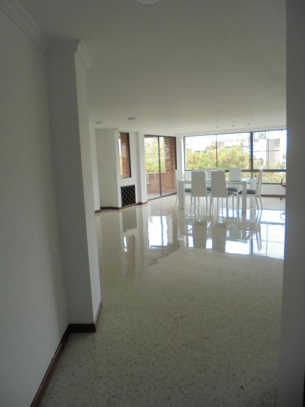 Apartamento En Venta - Bellavista, Cali