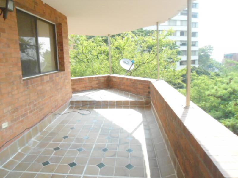 Apartamento En Venta - Bellavista, Cali