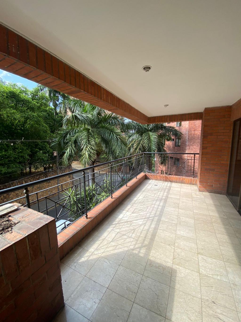 Apartamento En Venta - Juanambú, Cali