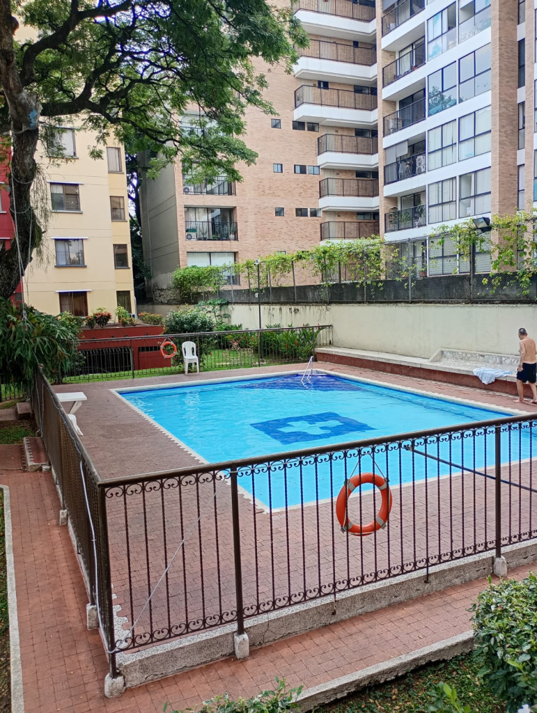 Apartamento En Venta - Cuarto De Legua - Guadalupe, Cali
