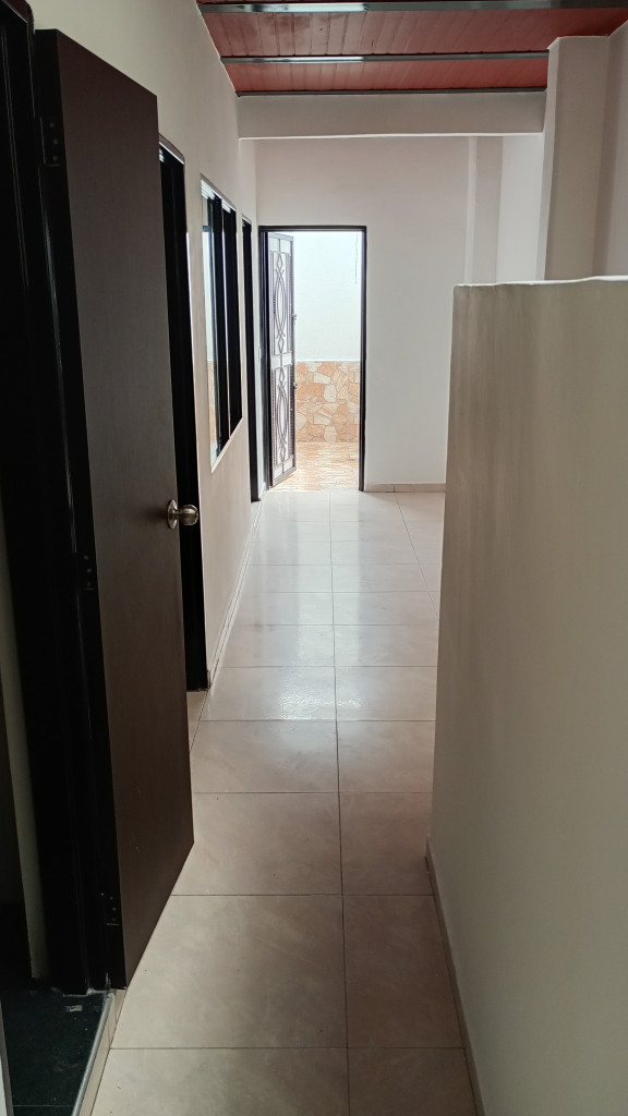 Casa En Arriendo - Junín, Cali