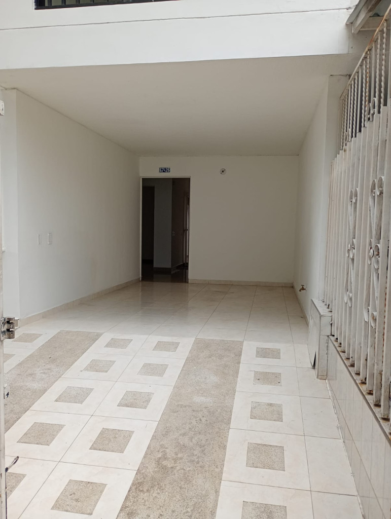 Casa En Arriendo - Ciudad 2000, Cali