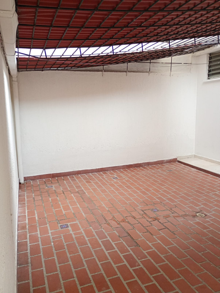 Casa En Arriendo - Ciudad 2000, Cali