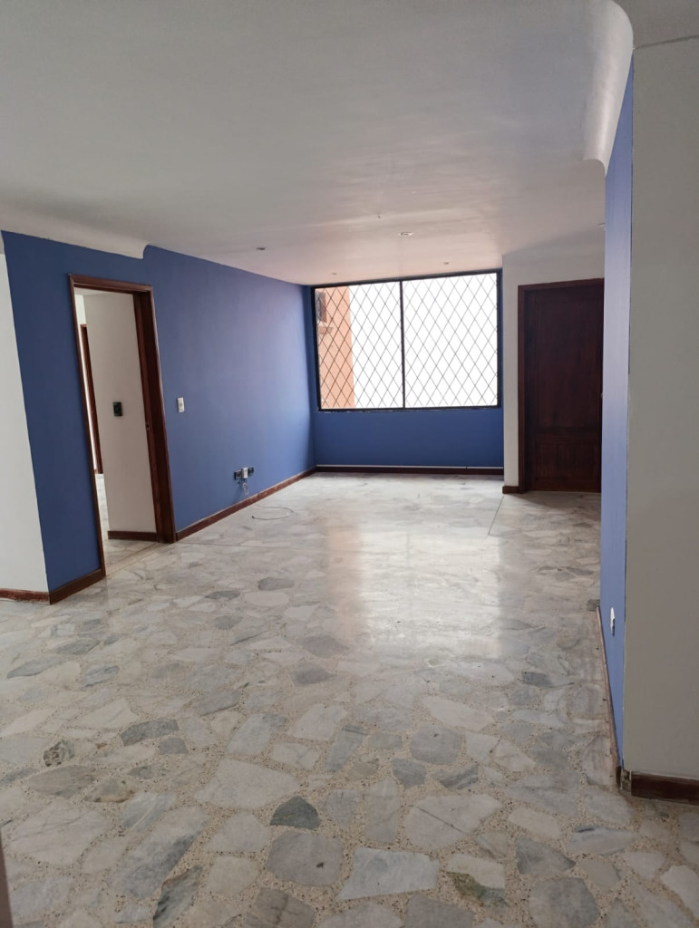 Apartamento En Arriendo - Ciudad Jardín, Cali