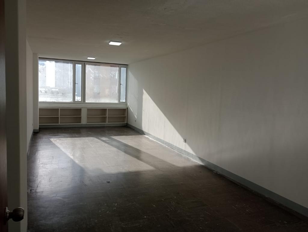 Oficina En Arriendo - Las Aguas, Bogotá