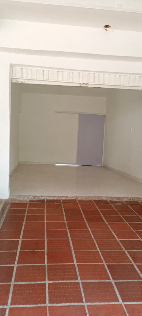 Local En Arriendo - Villa Del Sur, Cali